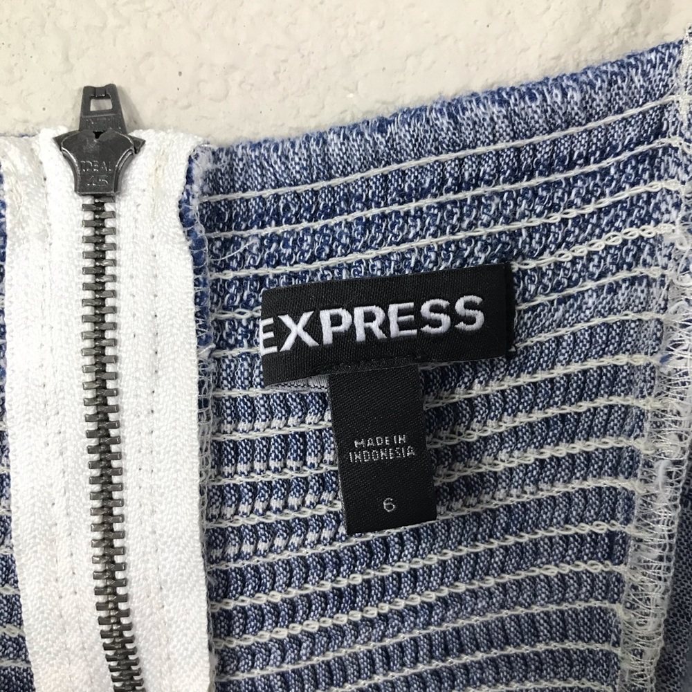 Express Striped Cut-Out Linen-Blend Midi Dress - Picture 9 of 10